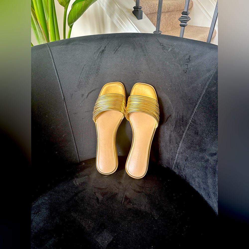 KELLY ROWLAND JUSTFAB SANDALS IN SIZE 8.5